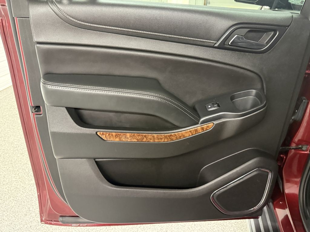 2018 Chevrolet Suburban Image 31