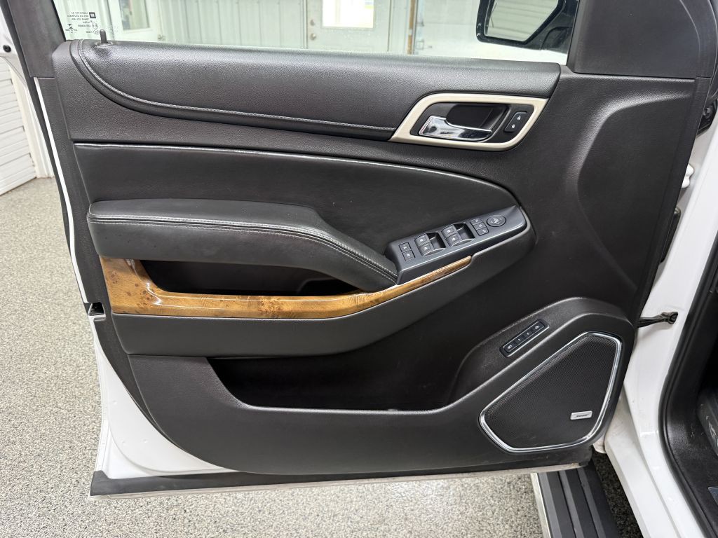 2015 GMC Yukon Image 28