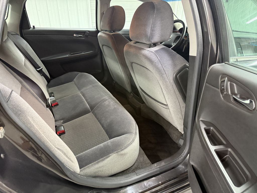 2009 Chevrolet Impala Image 20