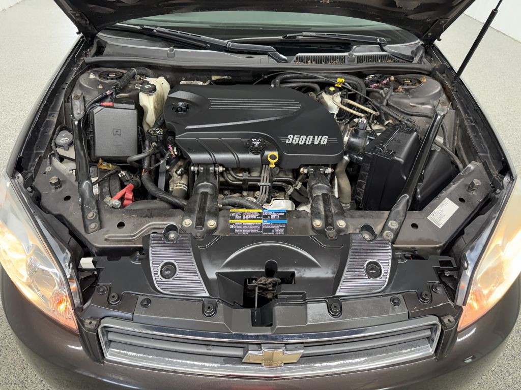 2009 Chevrolet Impala Image 32