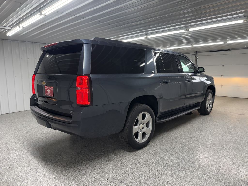 2019 Chevrolet Suburban Image 7