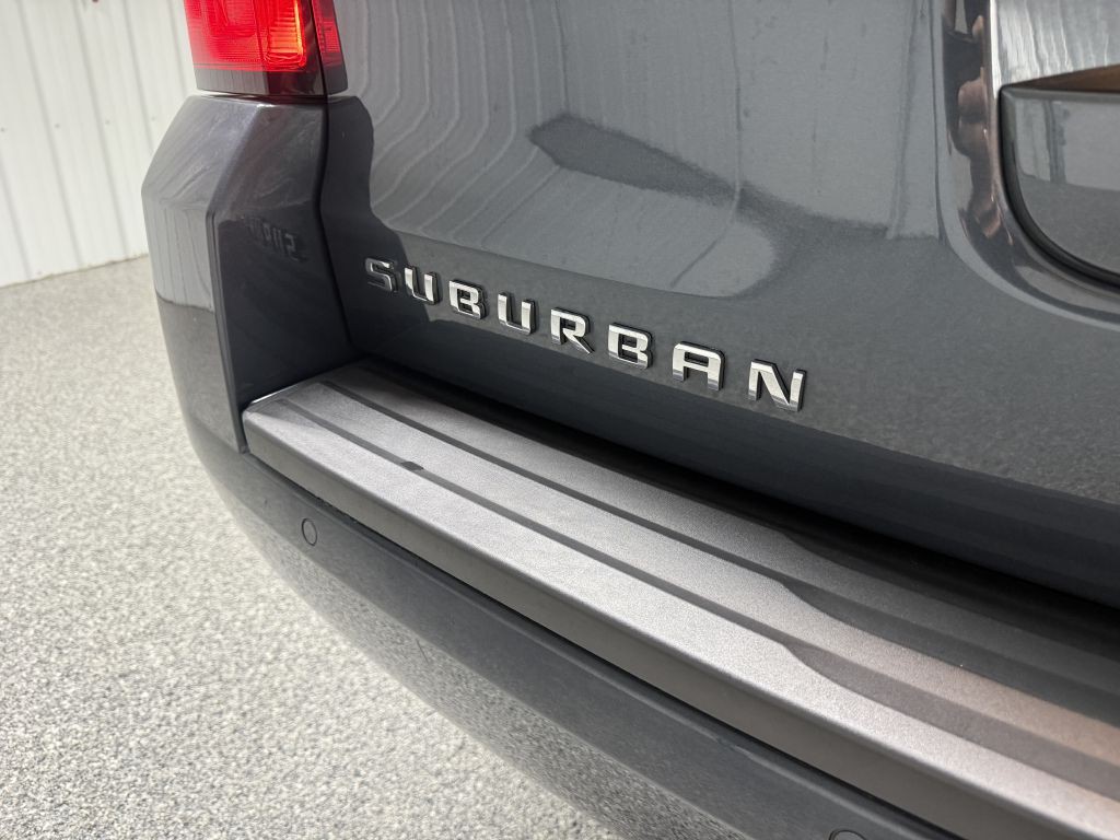 2019 Chevrolet Suburban Image 9