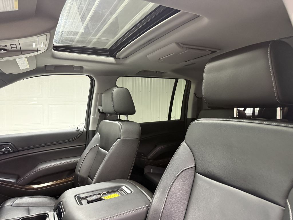 2019 Chevrolet Suburban Image 14