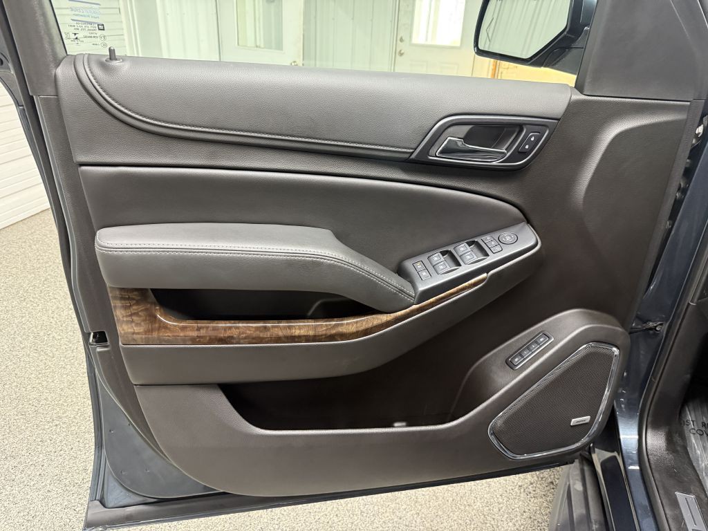 2019 Chevrolet Suburban Image 28