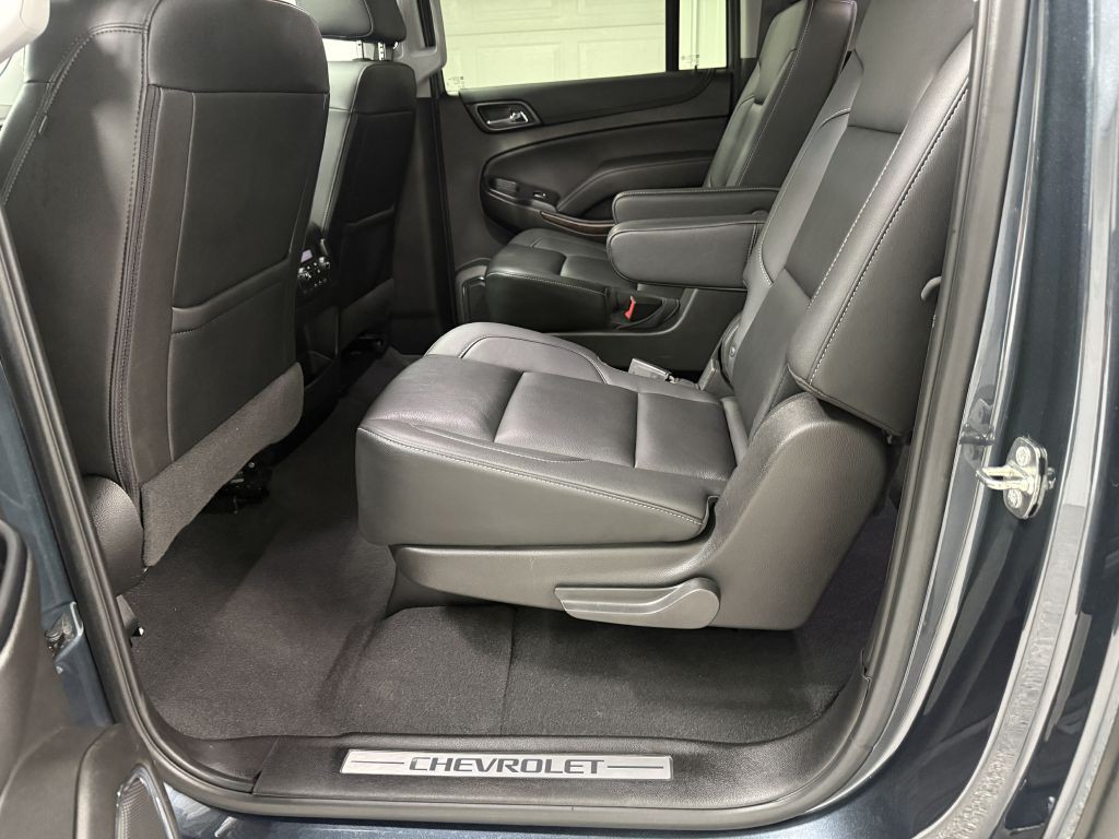 2019 Chevrolet Suburban Image 32