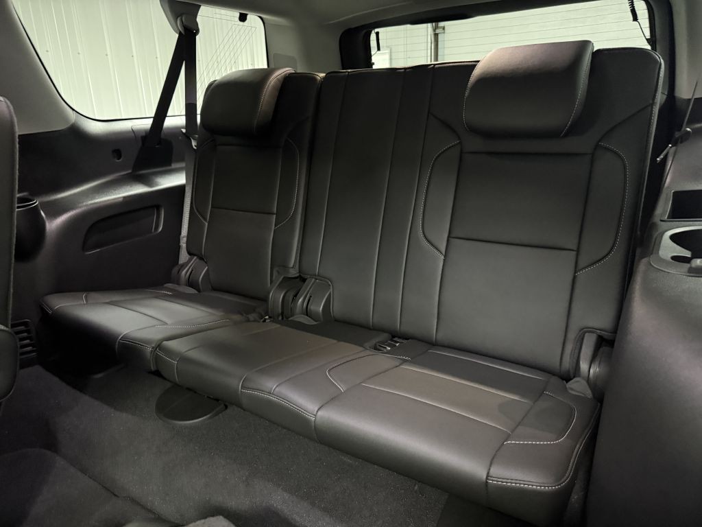2019 Chevrolet Suburban Image 35