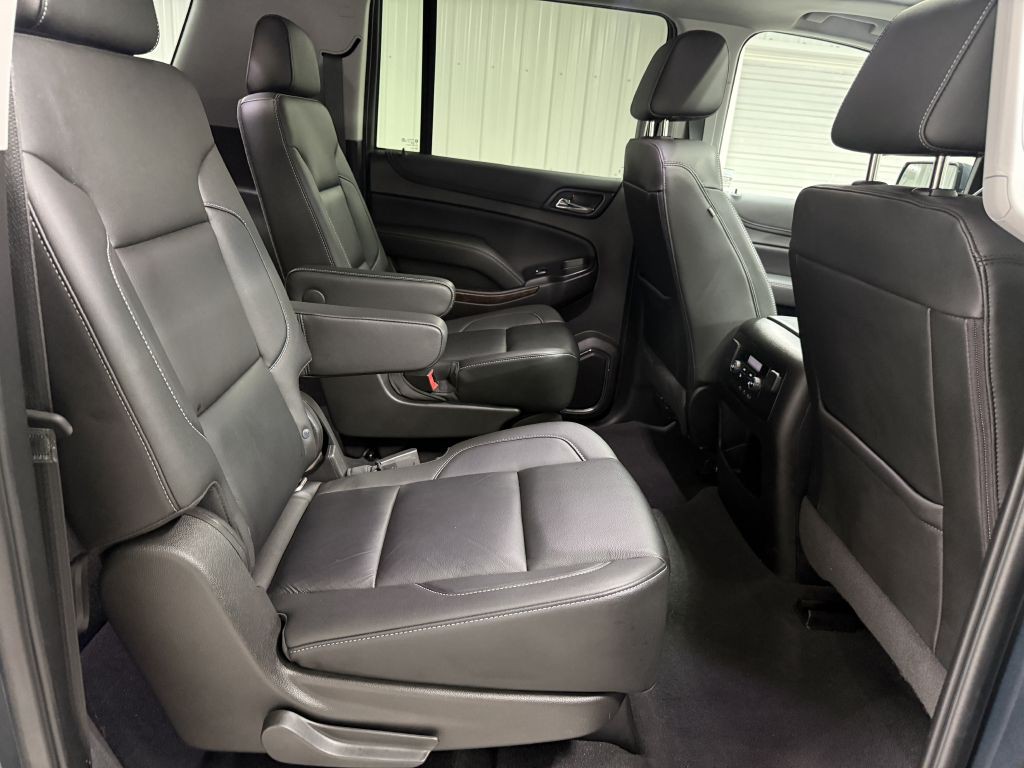 2019 Chevrolet Suburban Image 42