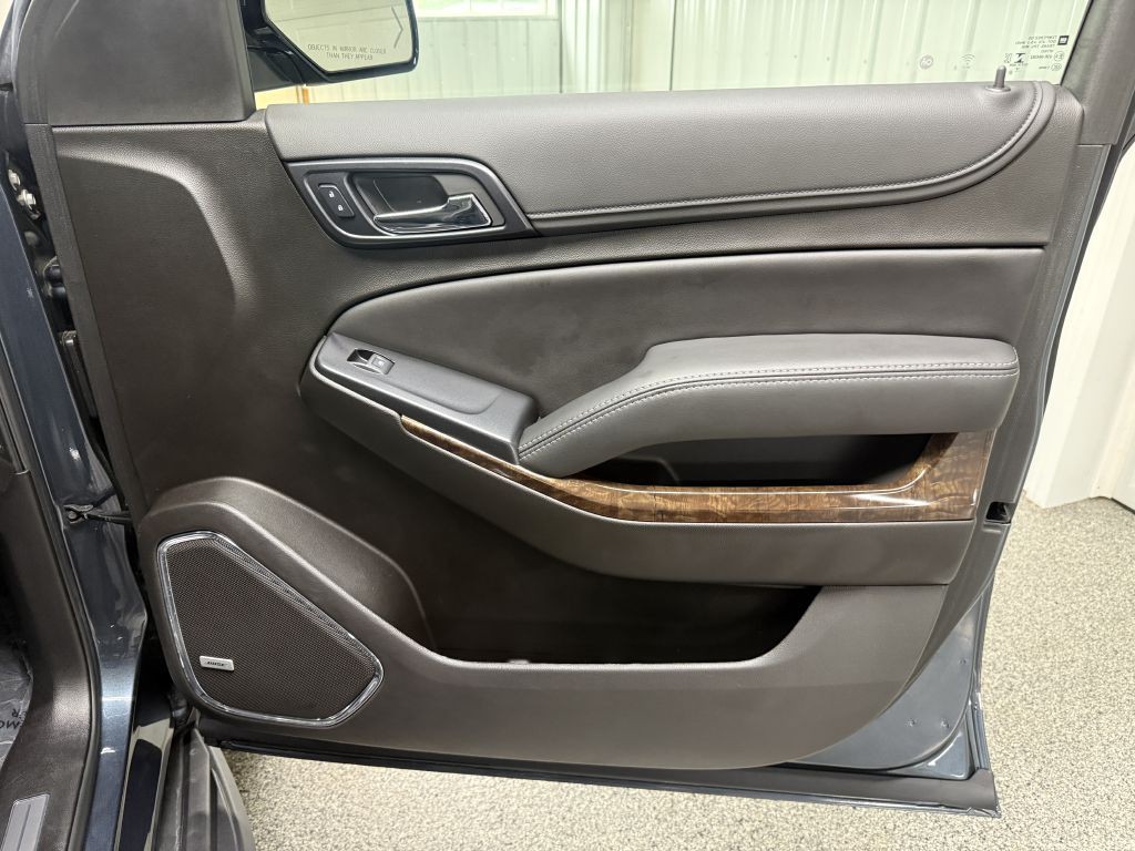2019 Chevrolet Suburban Image 50