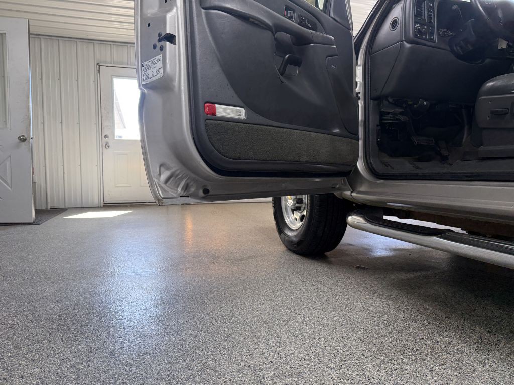 2004 Chevrolet Silverado 1500 Image 12