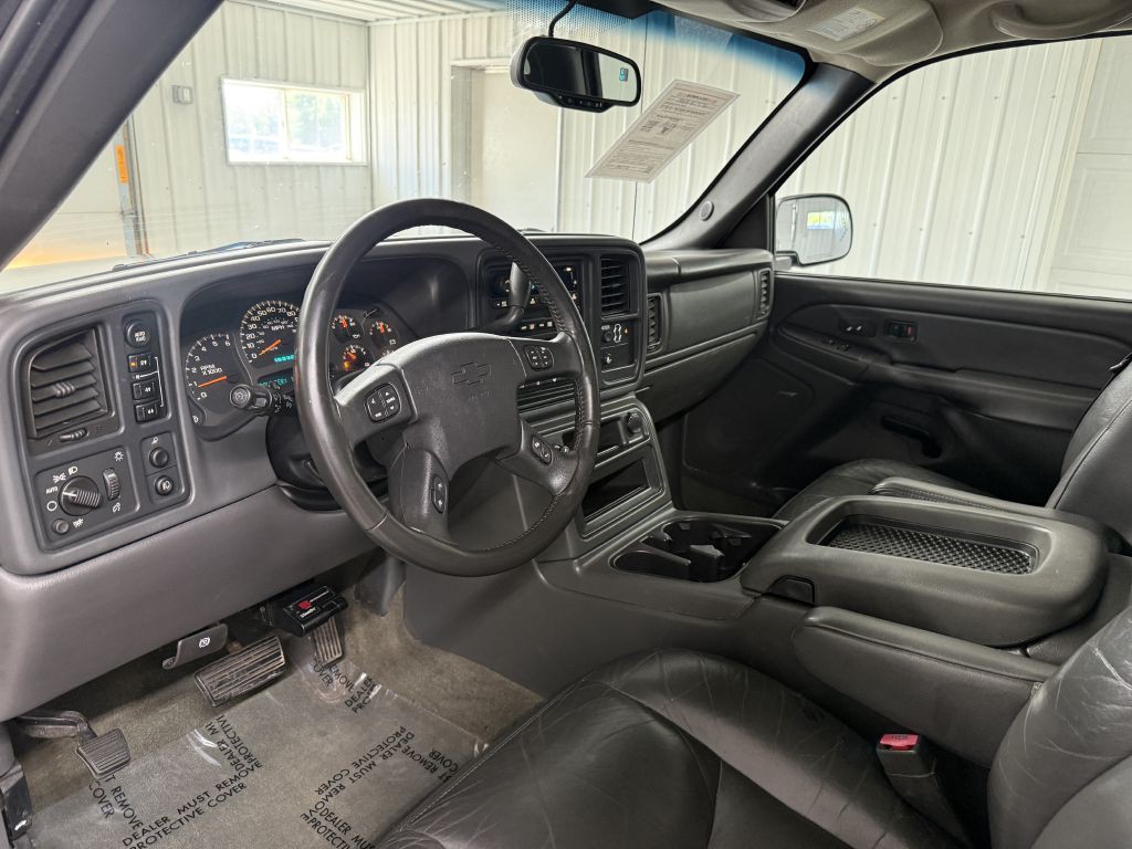 2004 Chevrolet Silverado 1500 Image 13