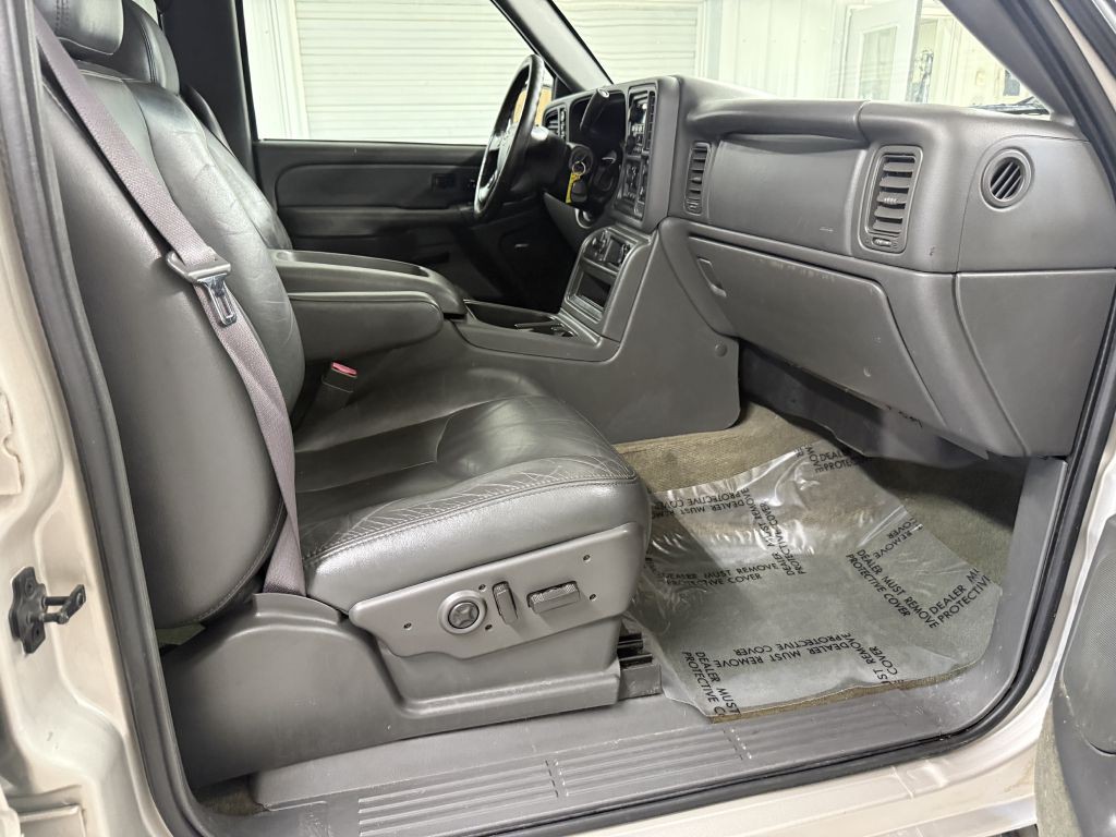 2004 Chevrolet Silverado 1500 Image 30