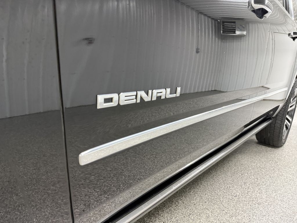 2017 GMC Yukon Image 10