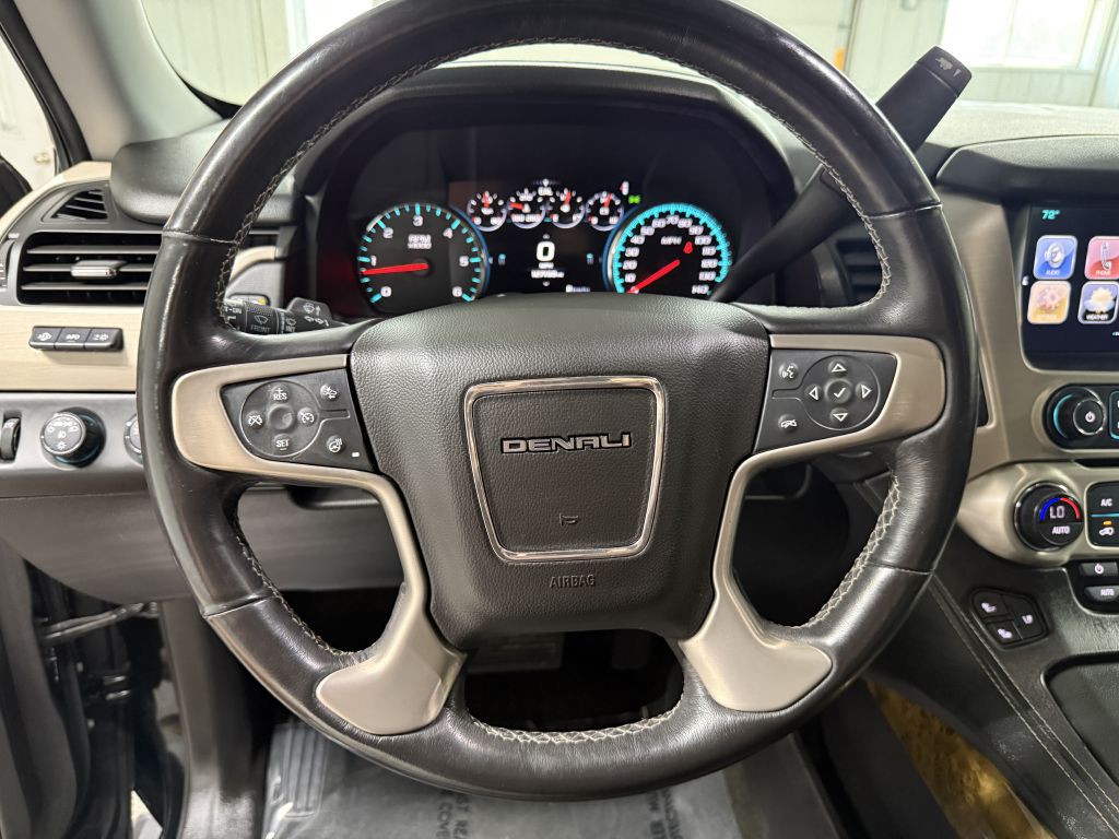 2017 GMC Yukon Image 18