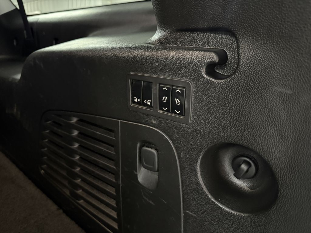 2017 GMC Yukon Image 33