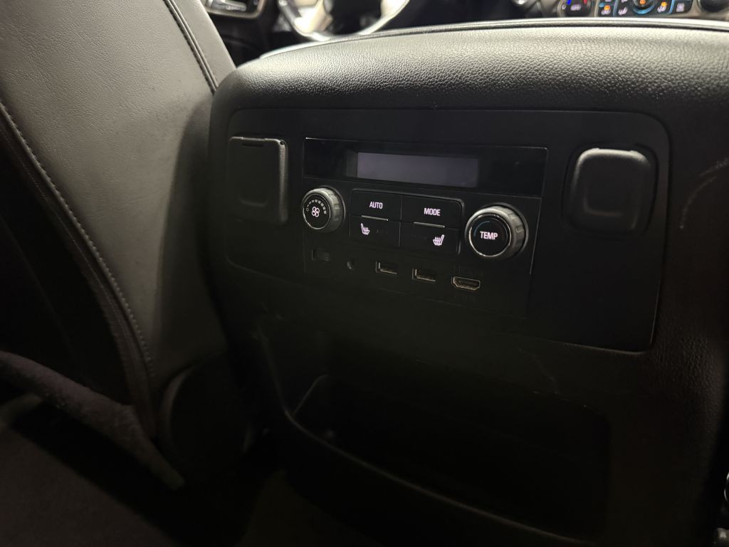2017 GMC Yukon Image 39
