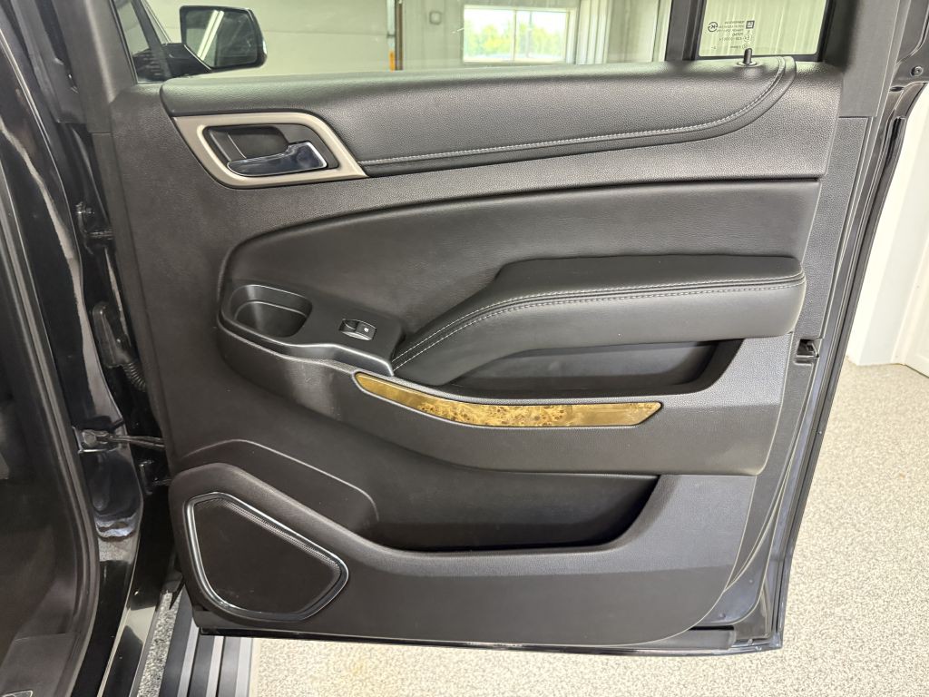2017 GMC Yukon Image 40