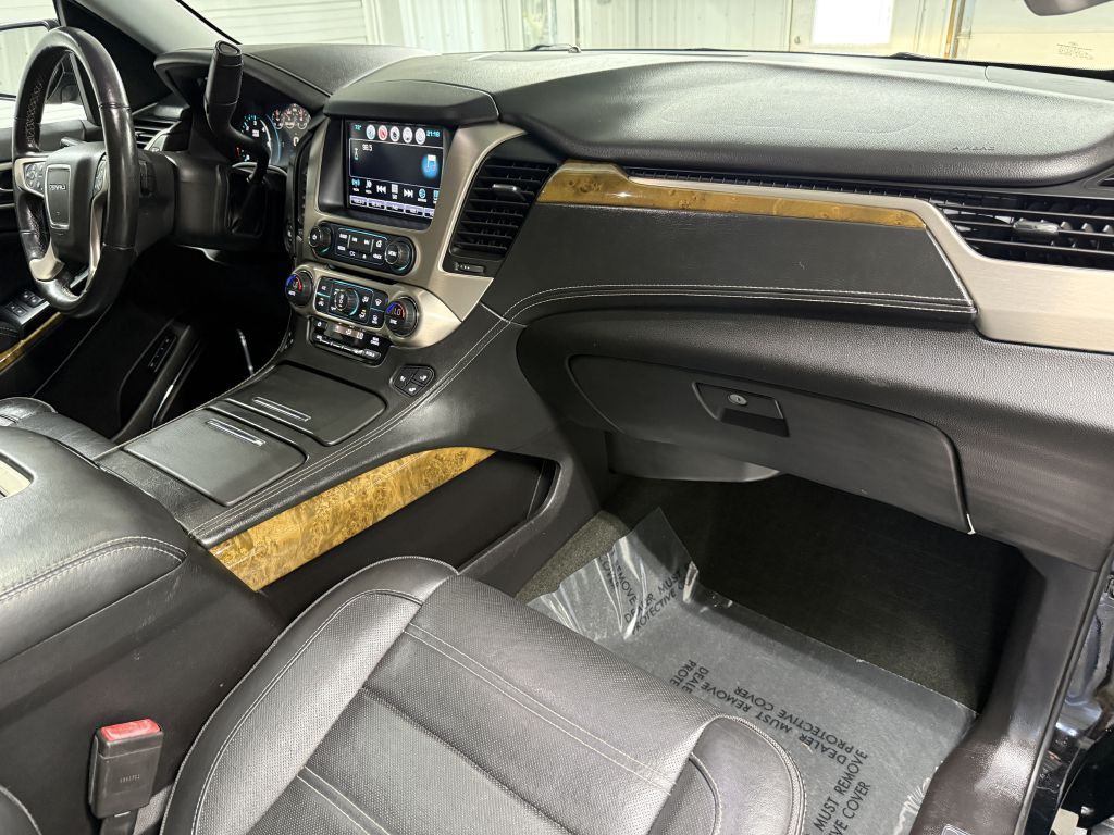 2017 GMC Yukon Image 44