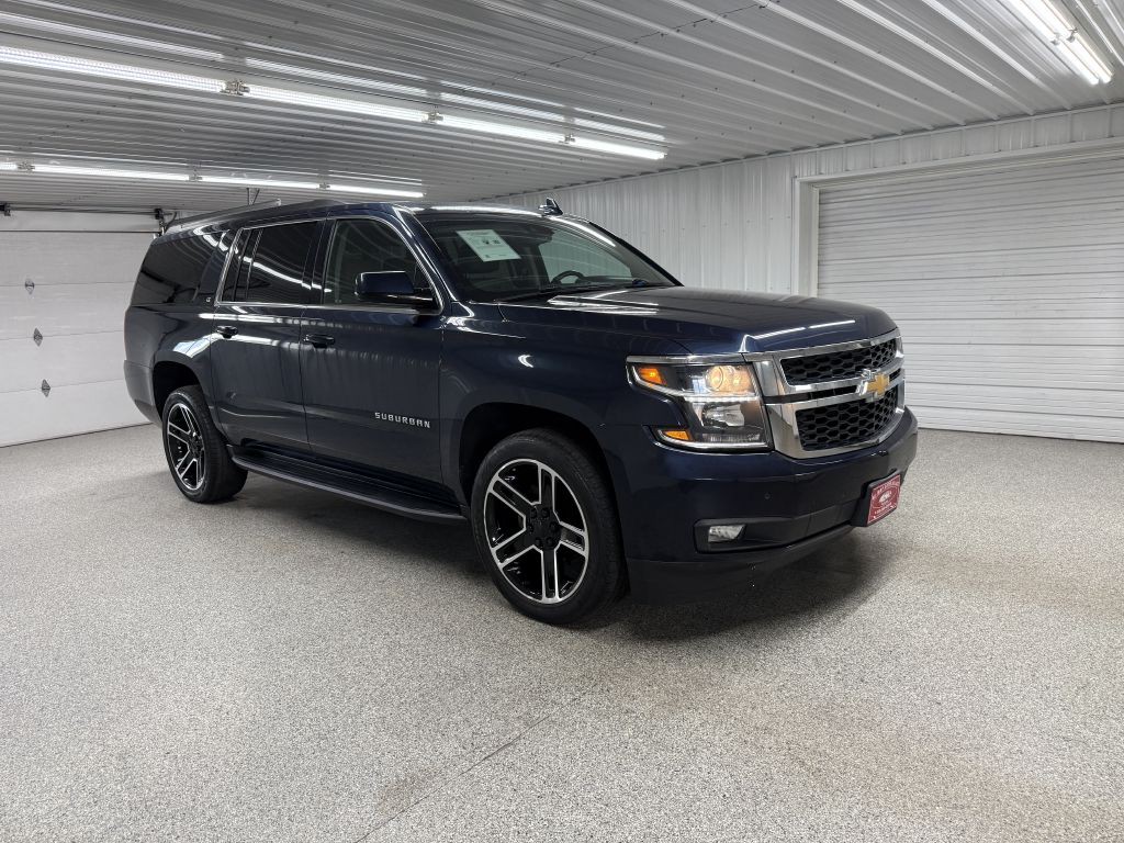 2019 Chevrolet Suburban Image 1