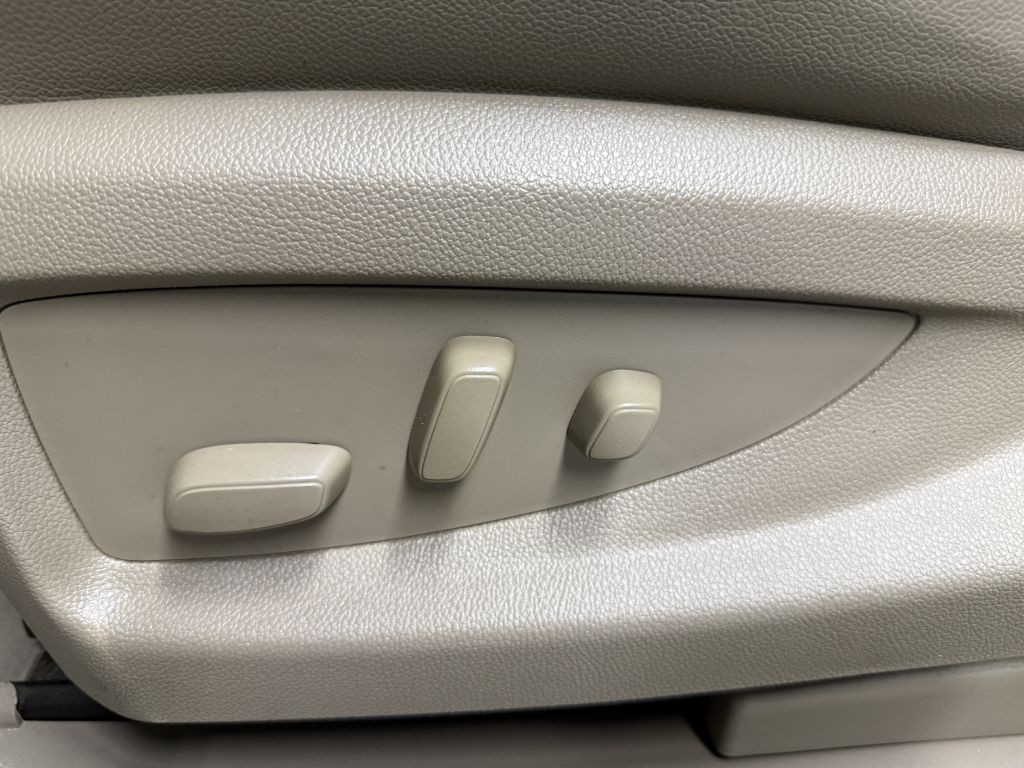2019 Chevrolet Suburban Image 14