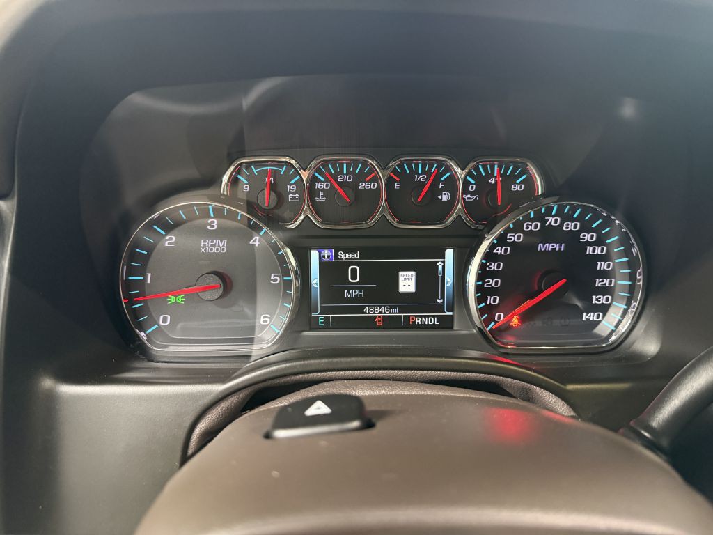 2019 Chevrolet Suburban Image 18