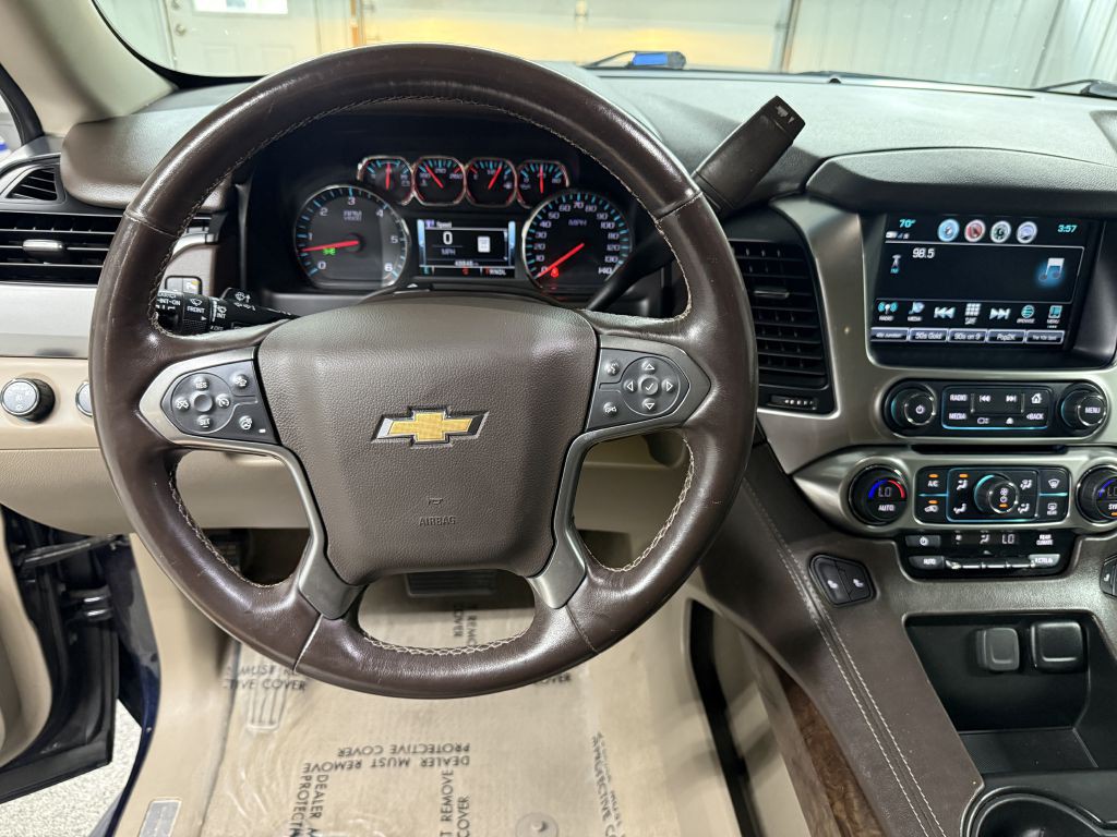 2019 Chevrolet Suburban Image 19