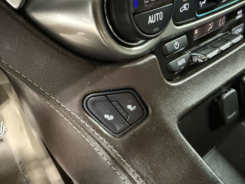 2019 Chevrolet Suburban Image 23