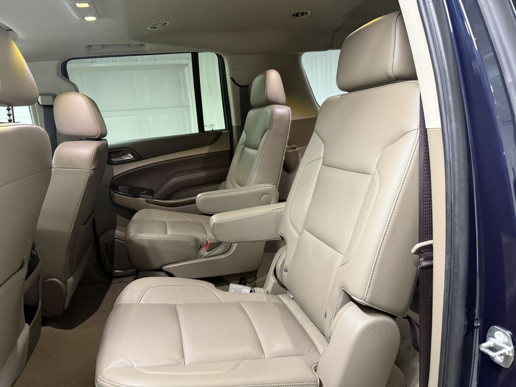 2019 Chevrolet Suburban Image 30