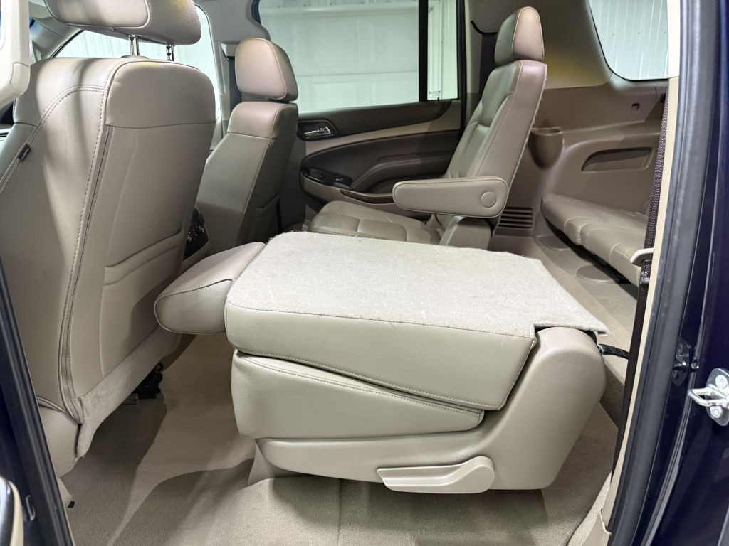 2019 Chevrolet Suburban Image 33