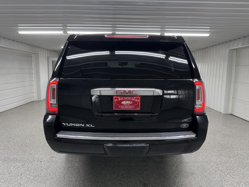 2020 GMC Yukon Image 6