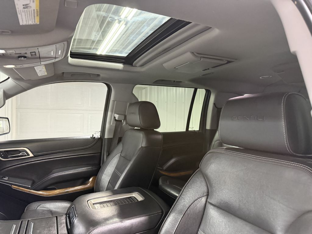 2020 GMC Yukon Image 14