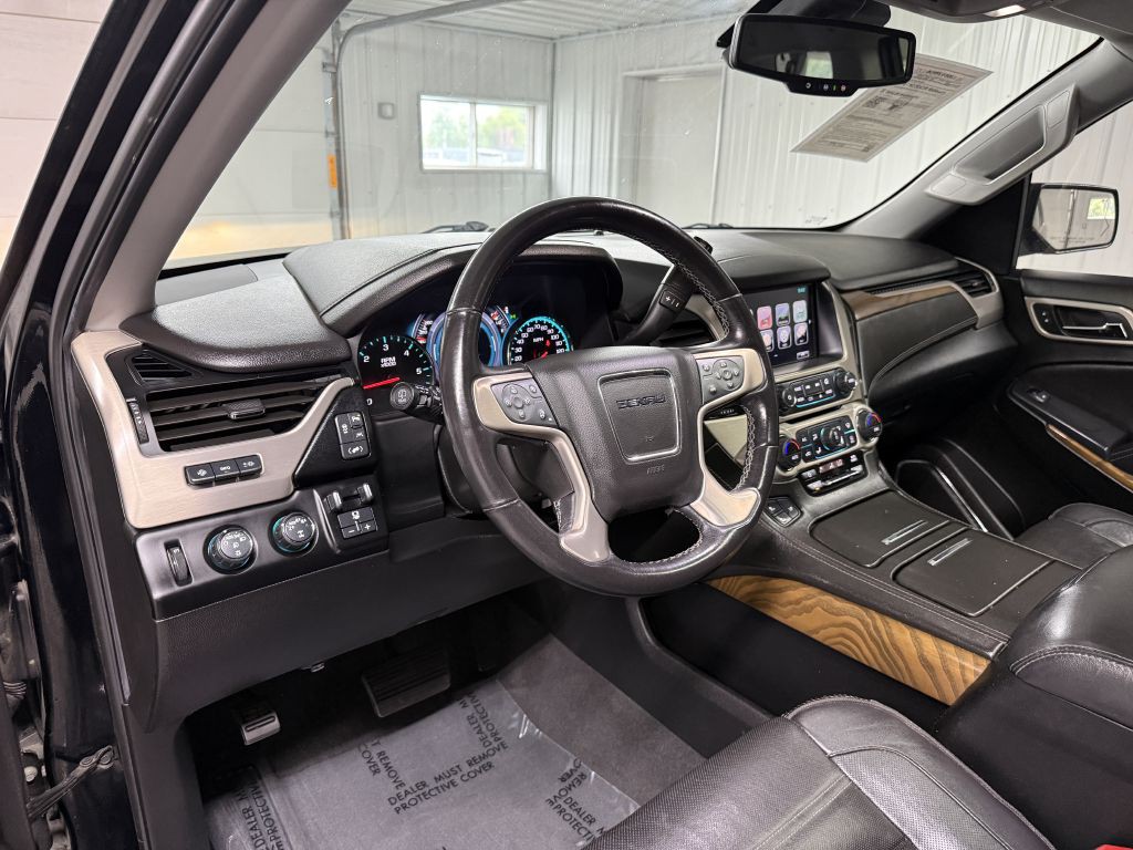 2020 GMC Yukon Image 18