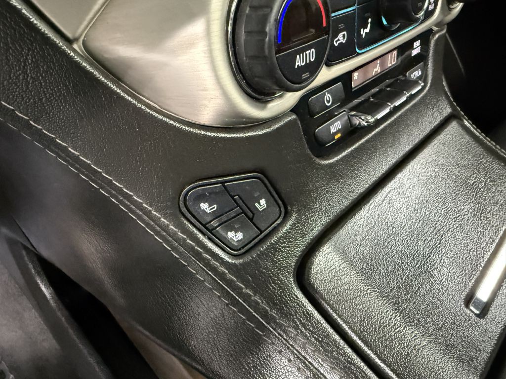 2020 GMC Yukon Image 26