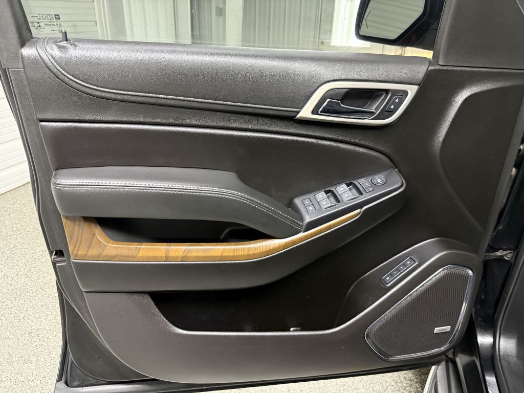 2020 GMC Yukon Image 27