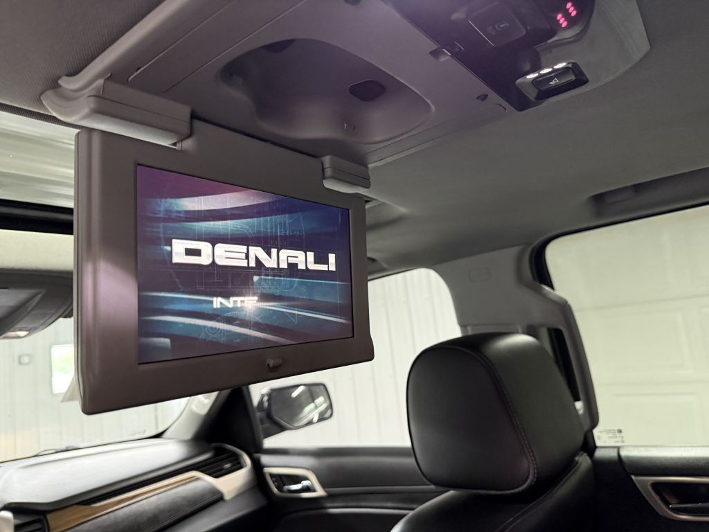 2020 GMC Yukon Image 33