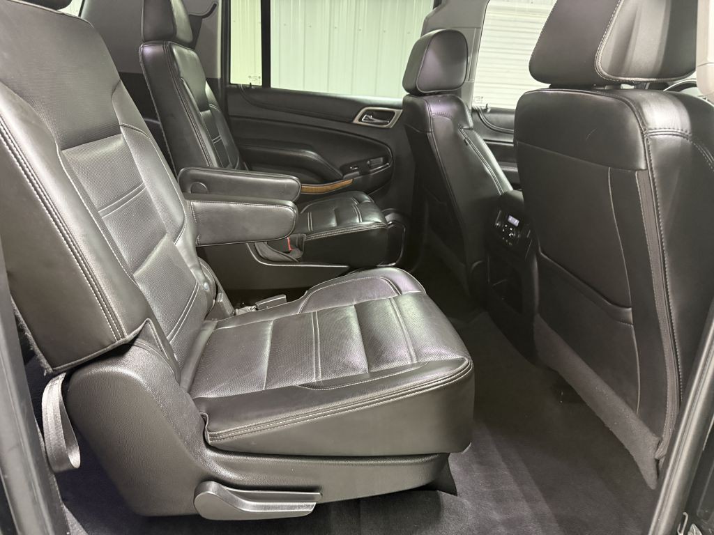 2020 GMC Yukon Image 41