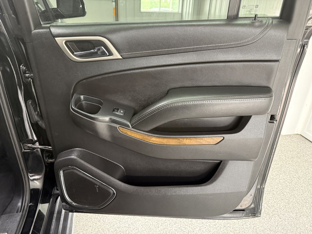 2020 GMC Yukon Image 44
