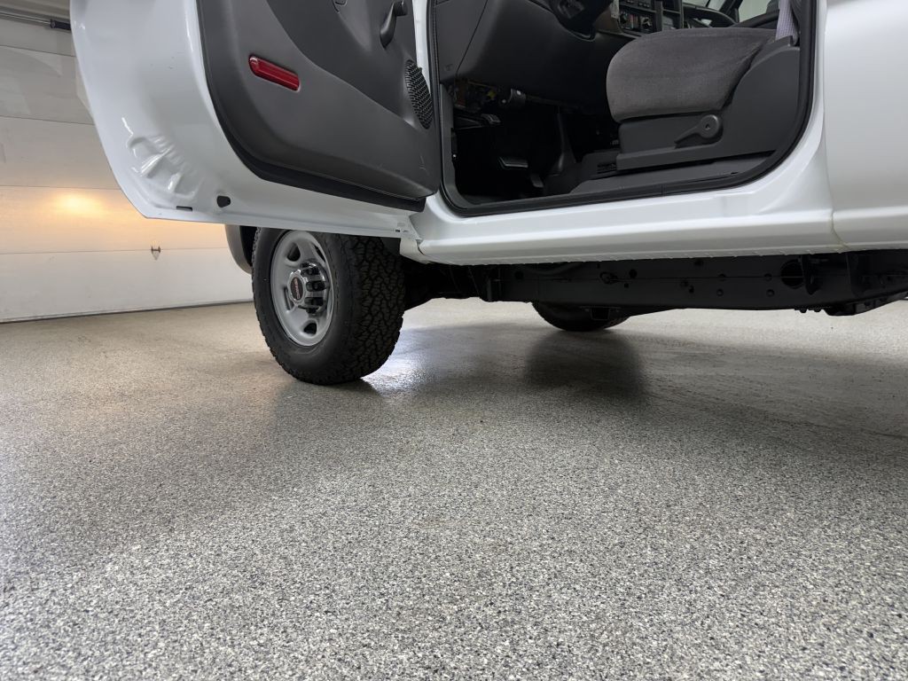 2005 GMC Sierra 2500 Image 16
