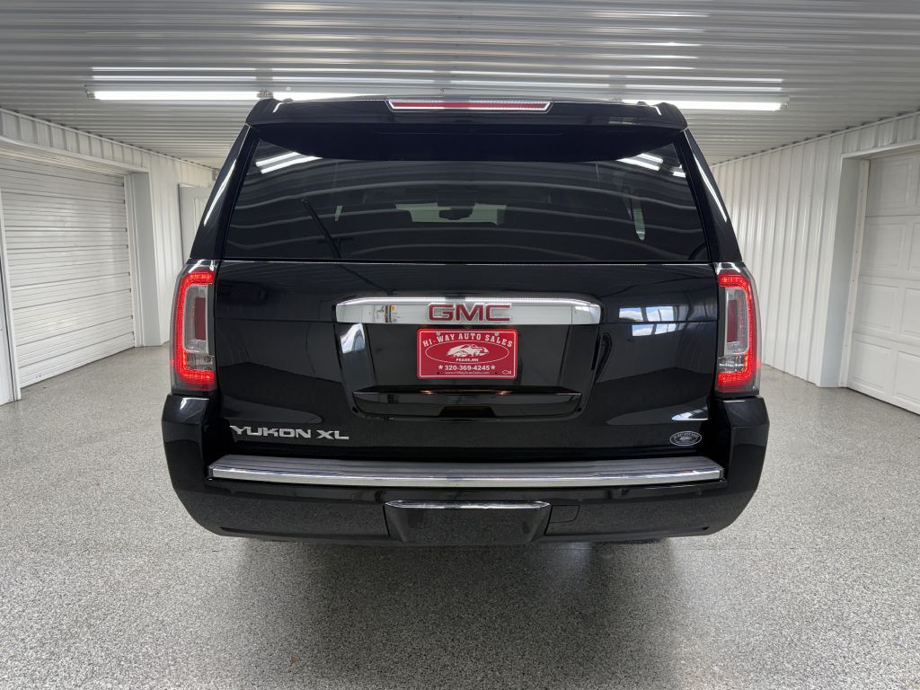 2020 GMC Yukon Image 6