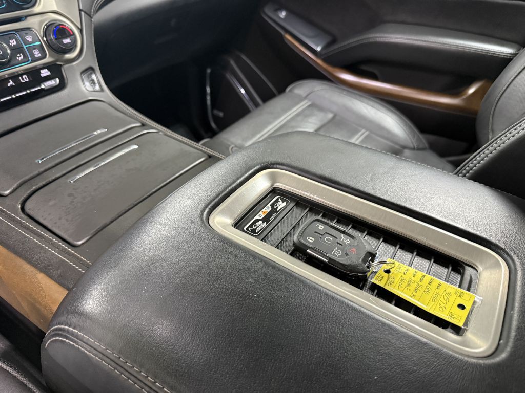 2020 GMC Yukon Image 25