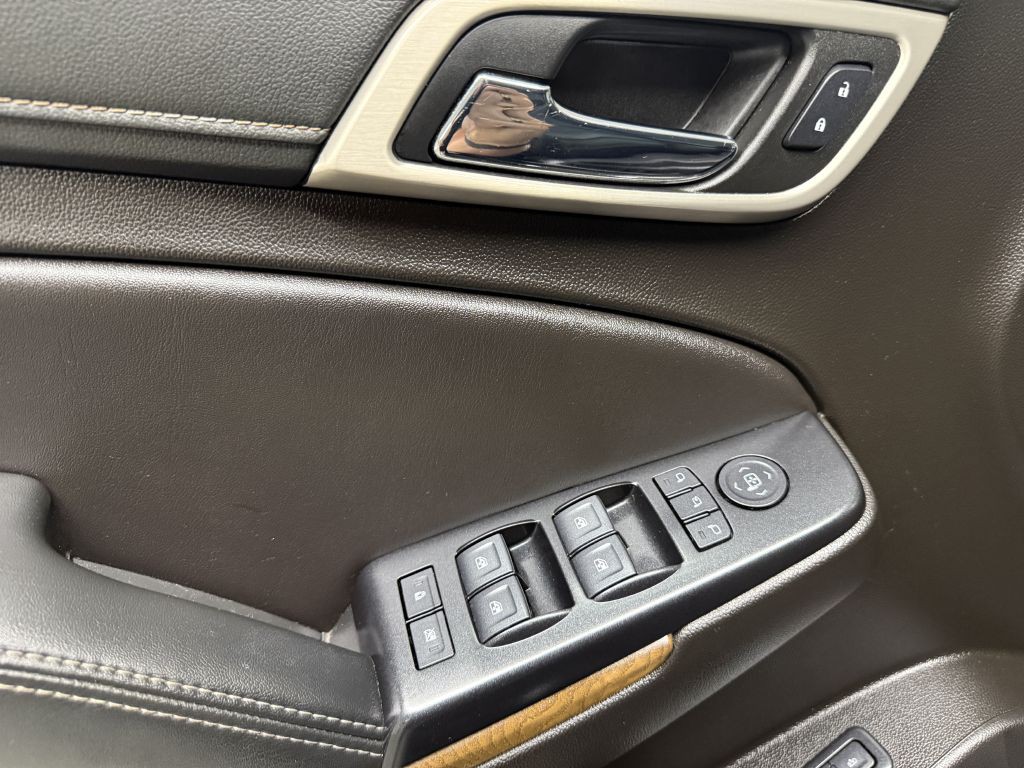 2020 GMC Yukon Image 28