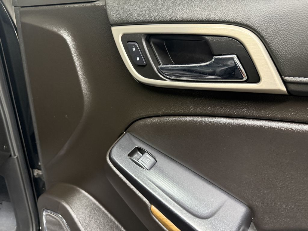 2020 GMC Yukon Image 52