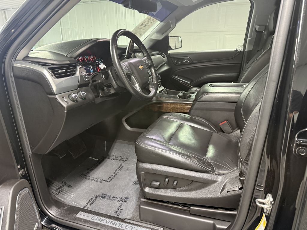 2019 Chevrolet Suburban Image 13