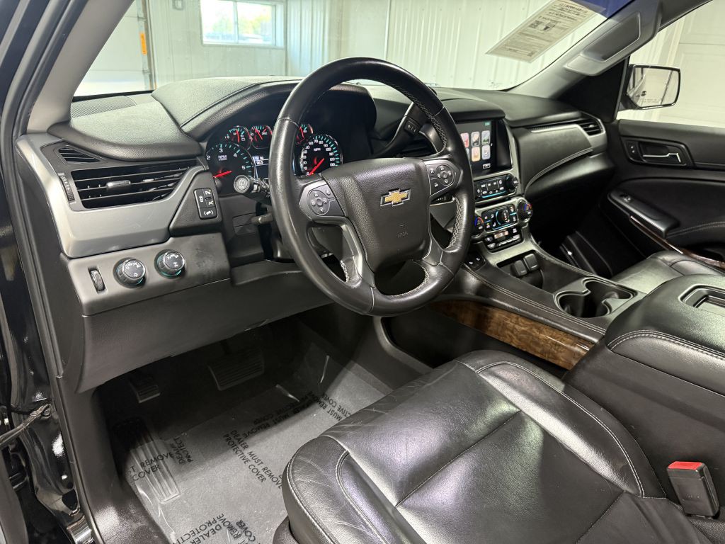 2019 Chevrolet Suburban Image 16
