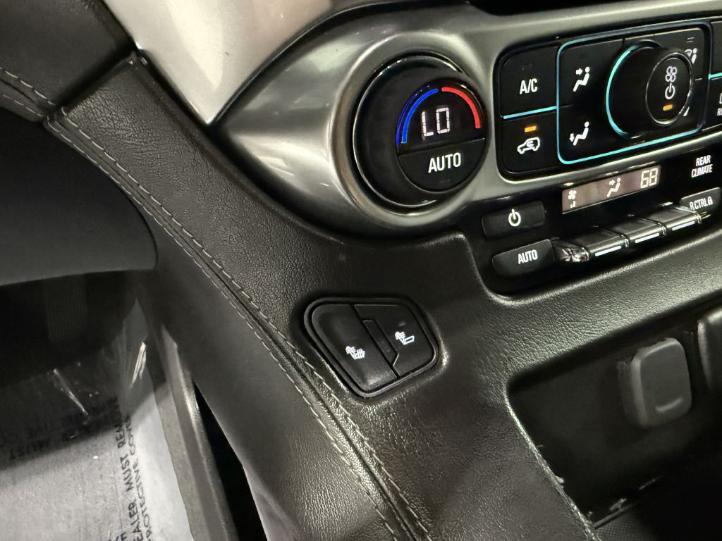 2019 Chevrolet Suburban Image 23