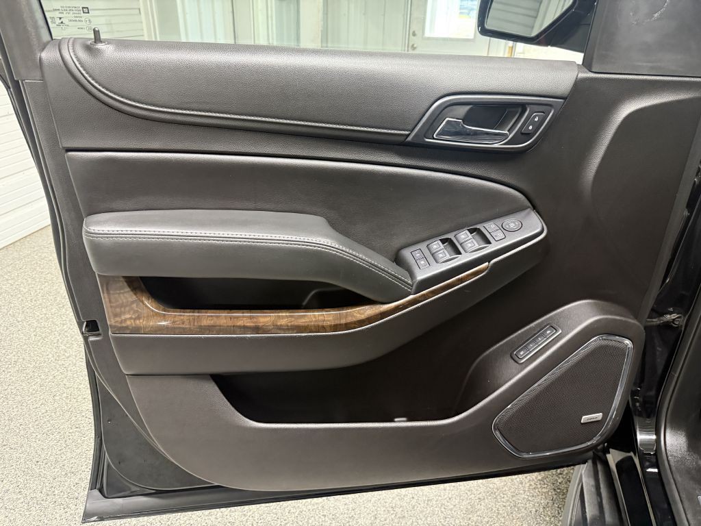 2019 Chevrolet Suburban Image 26