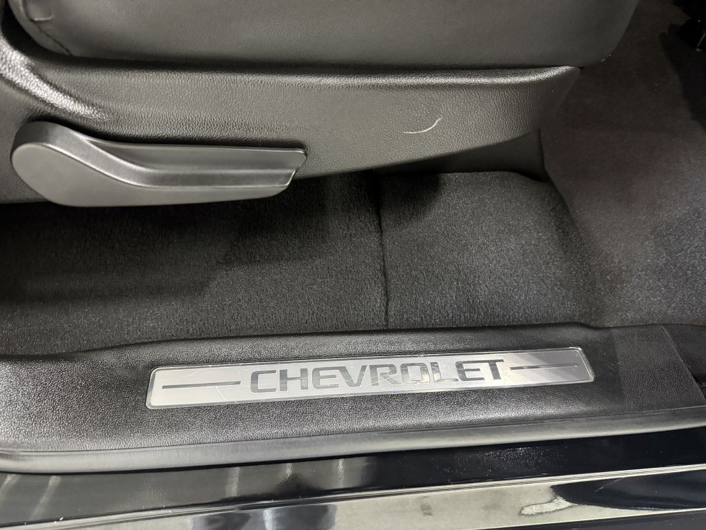 2019 Chevrolet Suburban Image 39