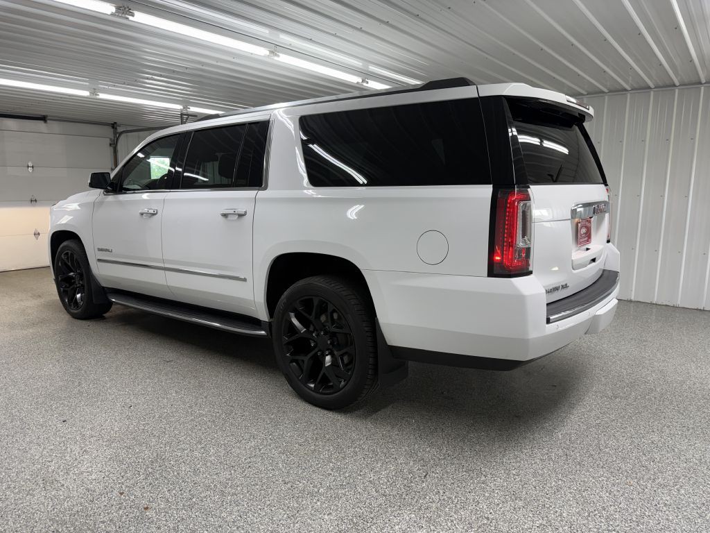 2020 GMC Yukon Image 5