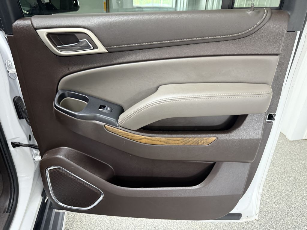 2020 GMC Yukon Image 40