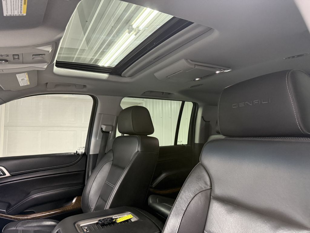 2019 GMC Yukon Image 12