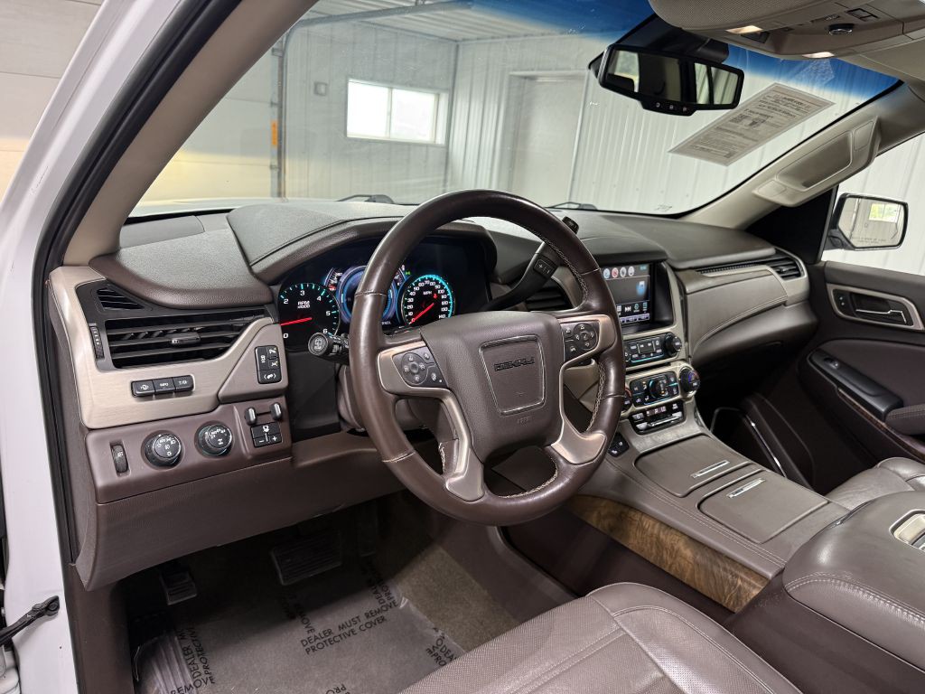 2018 GMC Yukon Image 16